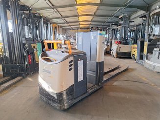 Low-level order picker Crown GPC3055-2.0
