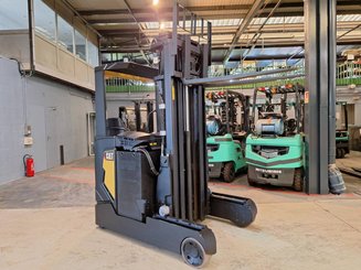Reach truck Caterpillar NR20N2H