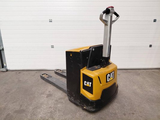 Pedestrian pallet truck Caterpillar NPP20N2 - 1
