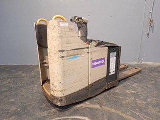 Stand-on pallet truck Crown WT3040 2.00 - 3