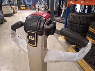Pedestrian pallet truck Caterpillar NPP20N2