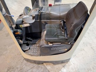 Reach truck Crown ESR4500-1.4