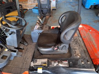 Four wheel front forklift Heli CPD30