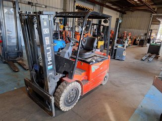 Four wheel front forklift Heli CPD30