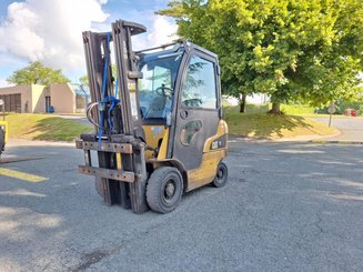 Four wheel front forklift Caterpillar GP15N - 1