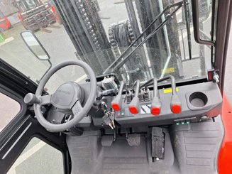 Four wheel front forklift Hangcha XF55D - 13
