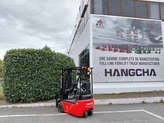 Three wheel front forklift Hangcha X3W10 (CPDS10-XD4)