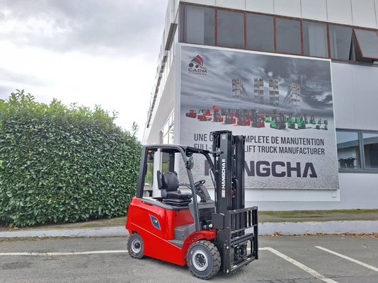 Four wheel front forklift Hangcha AE18 - 1