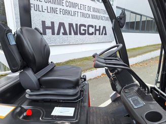 Four wheel front forklift Hangcha AE18 - 12