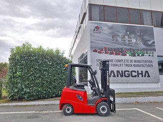 Four wheel front forklift Hangcha AE18 - 5
