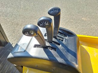 Three wheel front forklift Yale ERP20 ATF