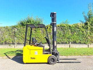 Three wheel front forklift Yale ERP20 ATF
