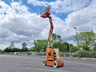 Articulated boom lift platform JLG E300AJP