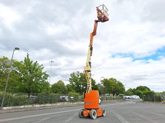 Articulated boom lift platform JLG E300AJP