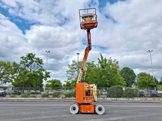 Articulated boom lift platform JLG E300AJP