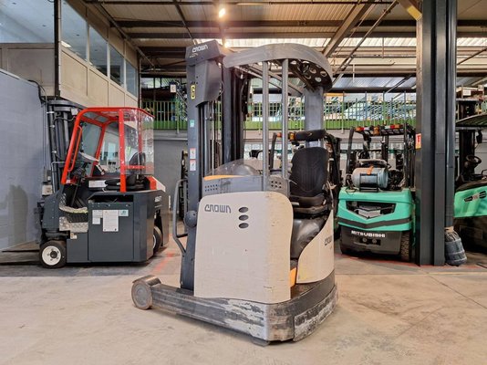 Reach truck Crown ESR5260-1.4 - 1