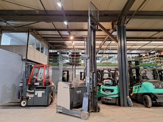 Reach truck Crown ESR5260-1.4 - 17