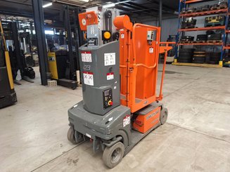 Vertical lift platform JLG TOUCAN DUO