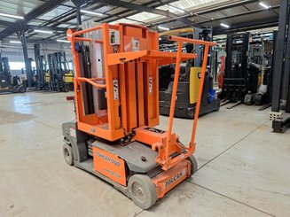 Vertical lift platform JLG TOUCAN DUO