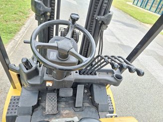 Four wheel front forklift Caterpillar EP30K