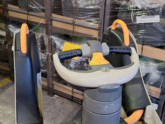 Stand-on pallet truck Crown WT3040 - 12