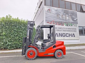 Four wheel front forklift Hangcha XF35D-2 - 2