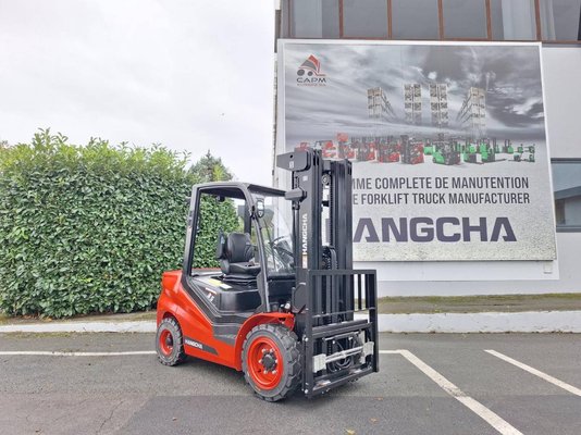 Four wheel front forklift Hangcha XF35D-2 - 1