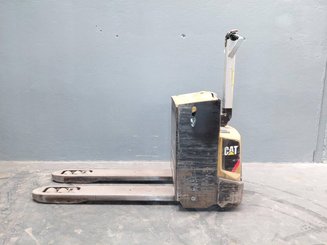 Pedestrian pallet truck Caterpillar NPP20N2