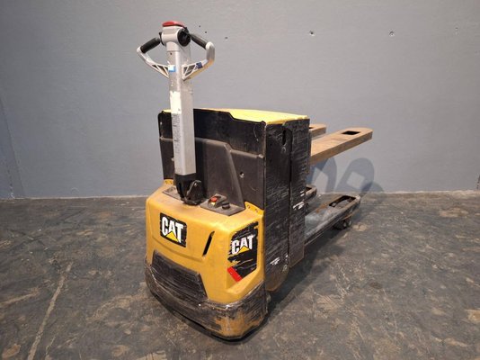 Pedestrian pallet truck Caterpillar NPP20N2E - 1