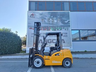 Four wheel front forklift Hangcha XE35-i - 3