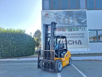 Four wheel front forklift Hangcha XE35-i - 1