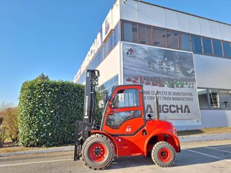 All-terrain forklift Hangcha TT30-2