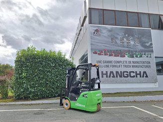 Three wheel front forklift Hangcha XC3-18i (CPDS18-XCC2G-SI)