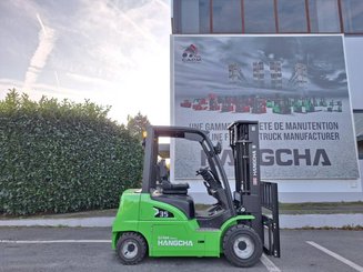 Four wheel front forklift Hangcha XC35i