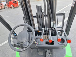 Four wheel front forklift Hangcha XC35i