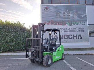 Four wheel front forklift Hangcha XC35i