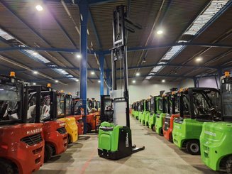 Stacker truck with folding platform Hangcha CDD16-XT1S-SI
