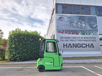 Tow tractor Hangcha QDD80-XD3i