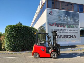Four wheel front forklift Hangcha AE20C - 5