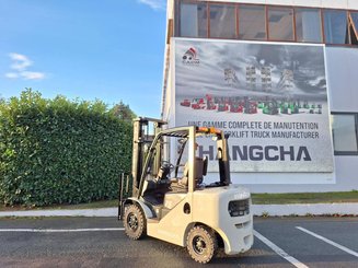 Four wheel front forklift Hangcha XF25D - 3
