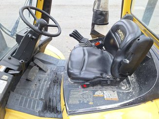 Four wheel front forklift Hyster H4.00XM-5