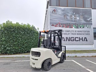 Four wheel front forklift Hangcha XF30D