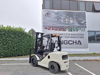 Four wheel front forklift Hangcha XF30D