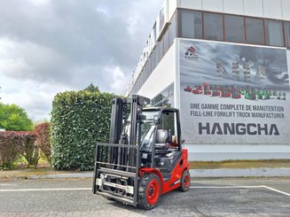 Four wheel front forklift Hangcha XF35G-2