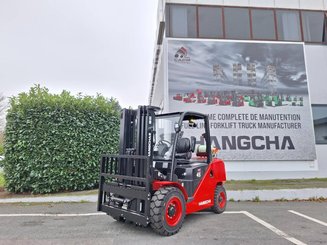 Four wheel front forklift Hangcha XF45G - 1