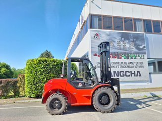 All-terrain forklift Hangcha TT50-4