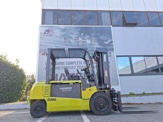 Four wheel front forklift Clark GEX40