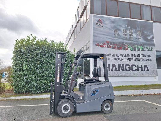 Four wheel front forklift Hangcha AE15 - 1