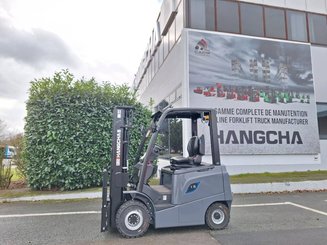 Four wheel front forklift Hangcha AE15 - 1