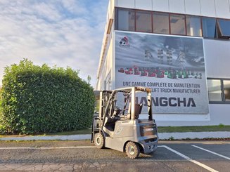 Four wheel front forklift Hangcha AE15 - 3